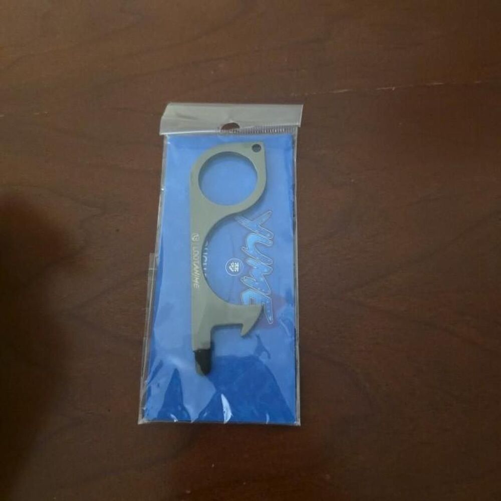 Loot crate Yume Handy Touch Tool